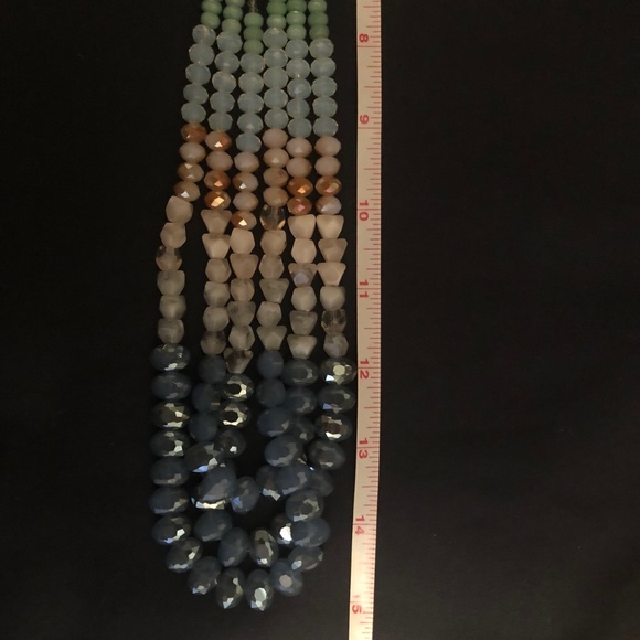 Ann Taylor LOFT Necklace multicolored stones - Picture 5 of 6